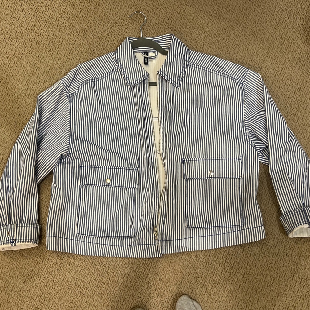 H&M Divided Blue and White Striped Shirt